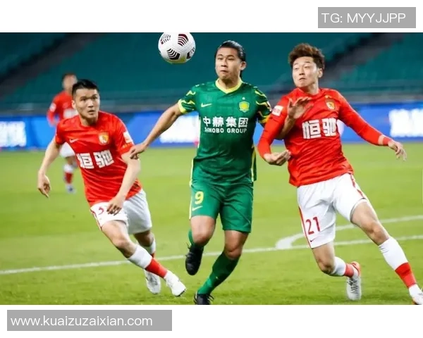 杭州飞盘队在世界攀岩锦标赛中以86分领跑积分榜展现强劲实力