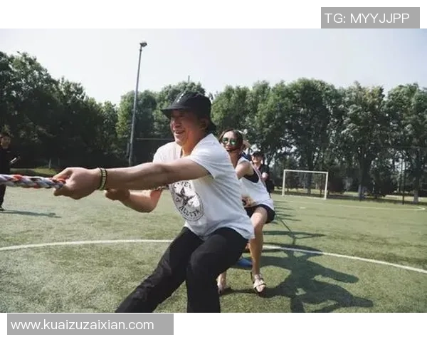 深圳滑板队战术解析与对比深度剖析团队策略与个人技巧的结合