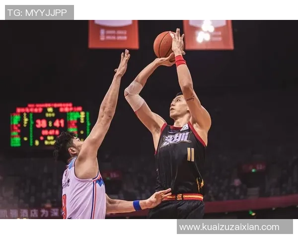 深圳篮球队比赛经验分析与提升策略探讨